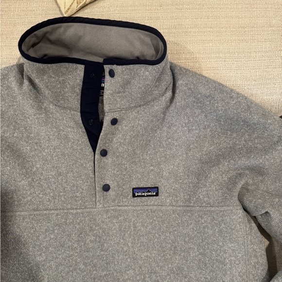 Men’s Patagonia Pullover - Picture 3 of 6
